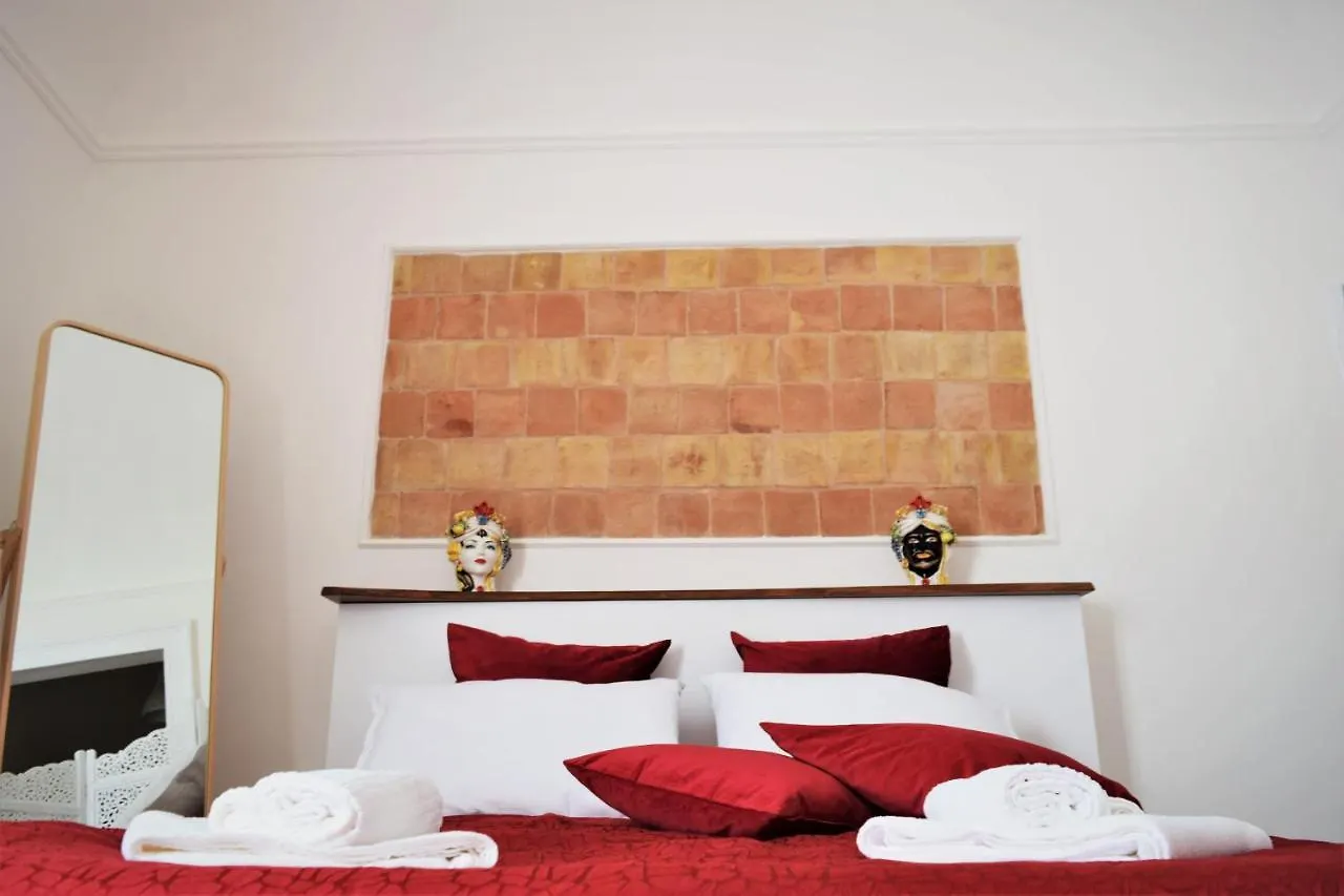 Le Moresche Apartment Catania 0*,